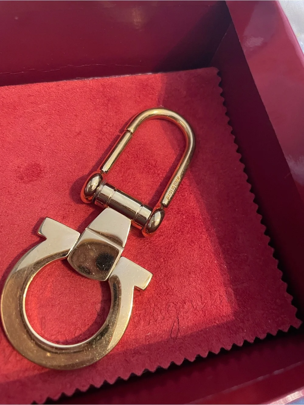 Salvatore Ferragamo Gancini Gold Key Holder Bag Charm Keychain w/ Box